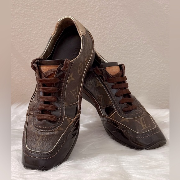 LOUIS VUITTON Monogram Canvas & Patent Leather Globe Trotter Sneakers Size 38 - Picture 9 of 9